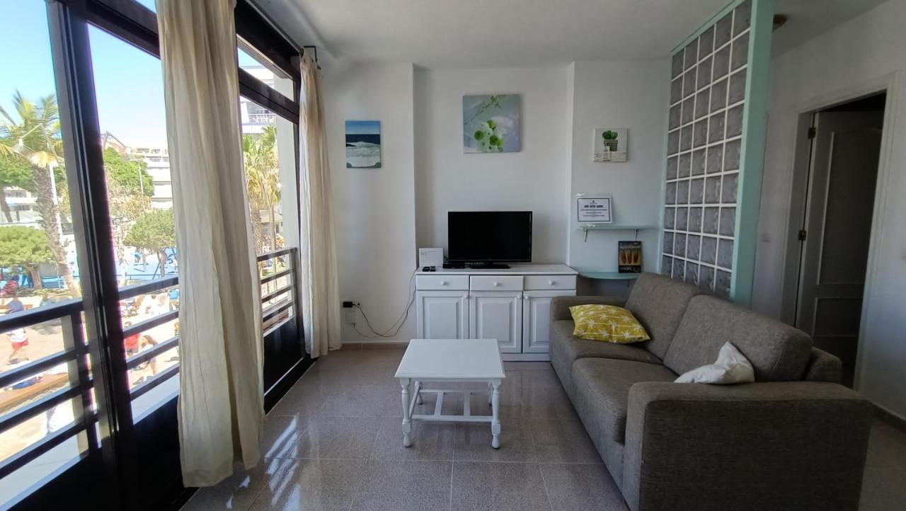 Alquilaencanarias El Medano Beach 1 エクステリア 写真